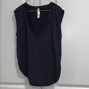 VIMMIA athletic V-Neck tank
